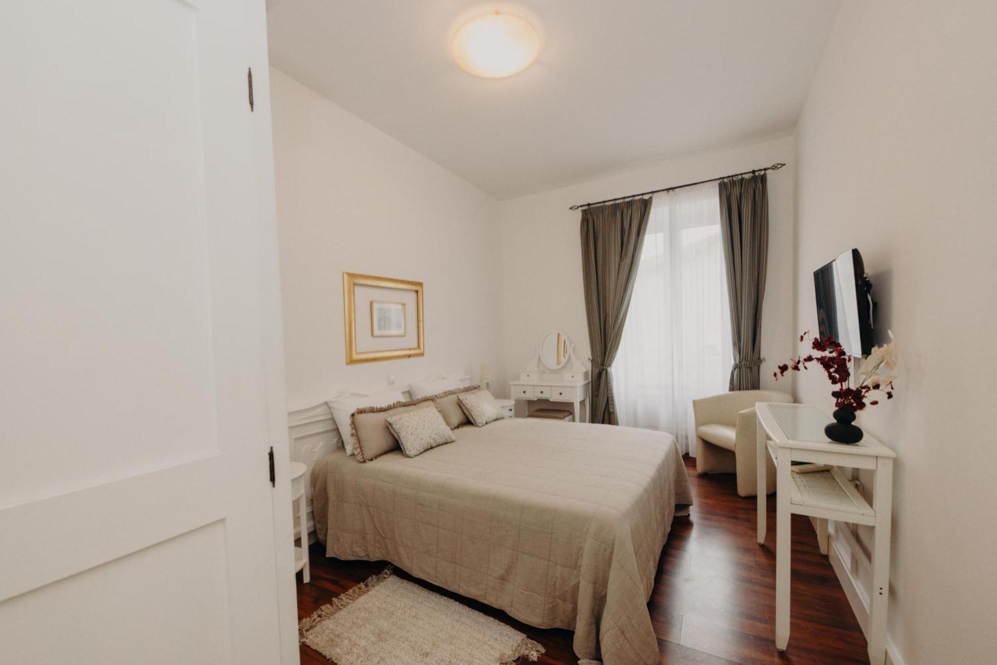 Rooms And Studios Villa Rossella 2 Rovinj Exterior foto
