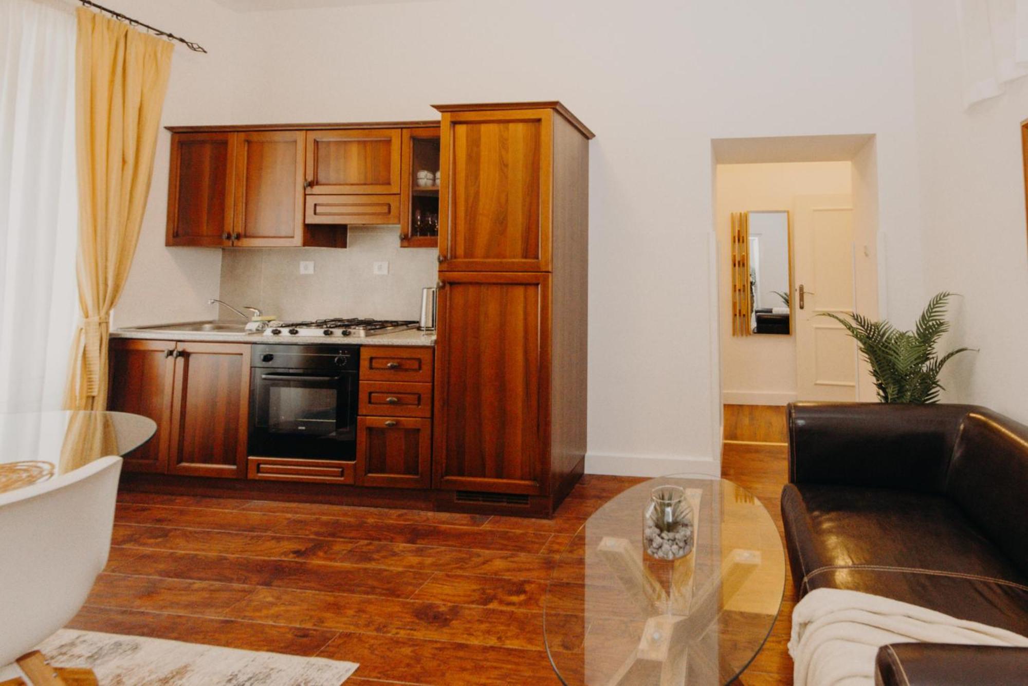 Rooms And Studios Villa Rossella 2 Rovinj Quarto foto