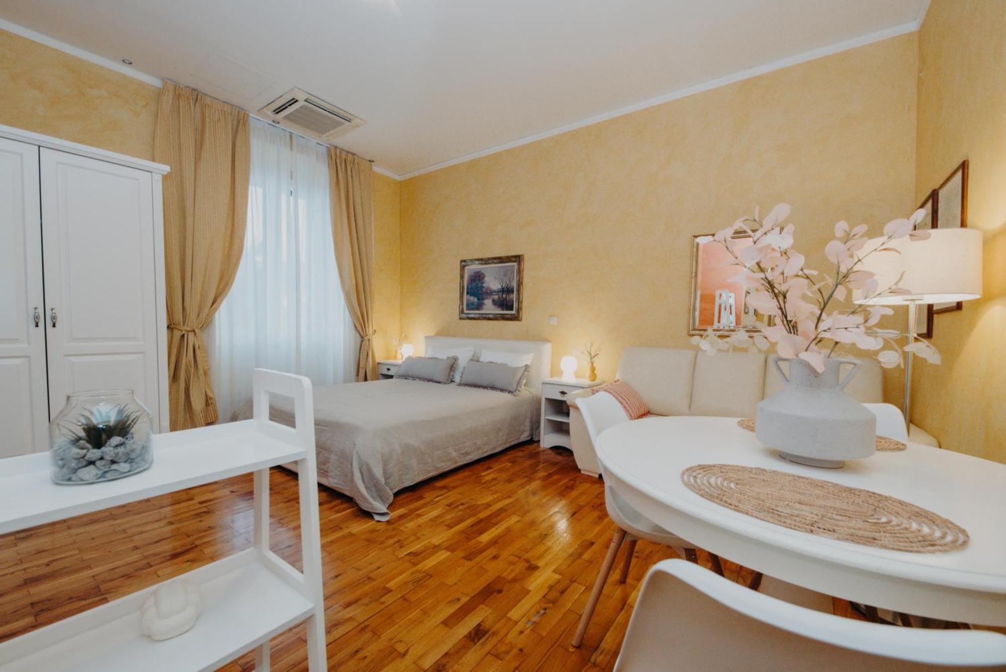 Rooms And Studios Villa Rossella 2 Rovinj Exterior foto